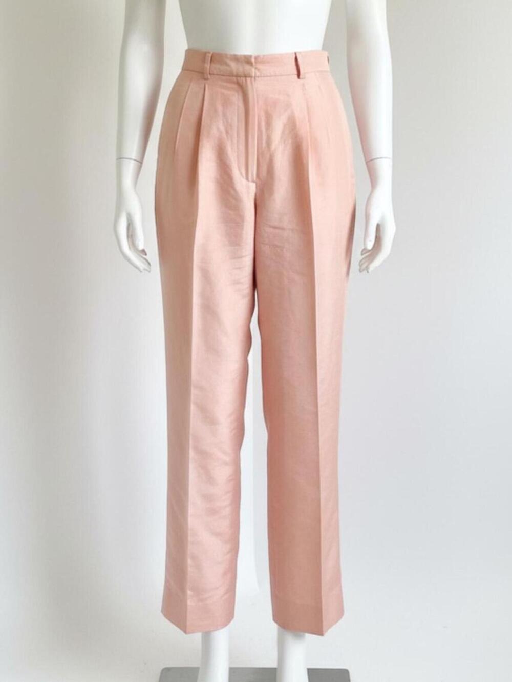 High-Waist Pleated Trousers in Soft Pink